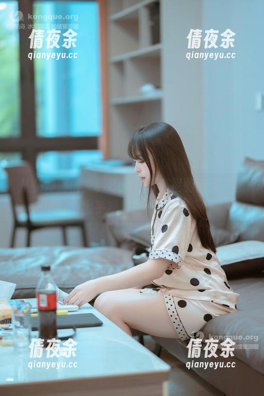 从花嫁到博主，Bangni邦尼的高清美图出乎意料的好玩。