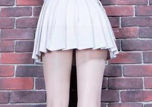 Beautyleg – Faye的写真福利：她的礼服正在悄悄直播…你不想知道吗？