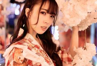 Feilin嗲囡囡 – 在我眼里，陈雅漫VICKY的‘女王’其实争论不休，下载完直接和朋友们开讨论会吧！