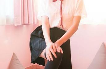 Feilin嗲囡囡 – 美图下的家族情缘：鱼子酱fish和她的小妹妹，一场没有电视的温馨秀