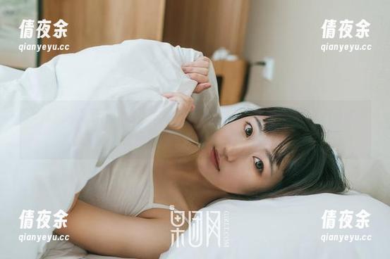 GIRLT果团网 - 这油亮的蜜桃Q妹儿，私房图片真是小心翼翼中缓慢流露的一点点小暧昧。
