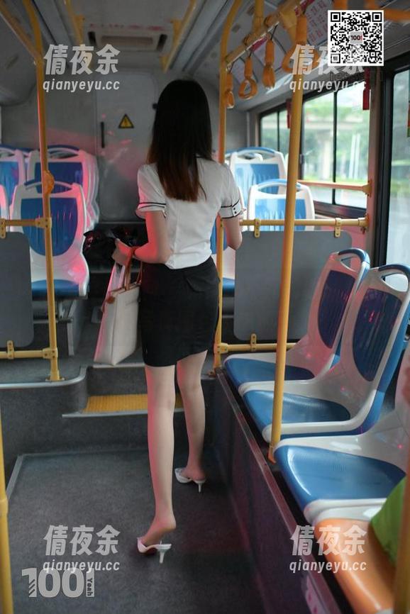 IESS异思趣向 - 旗袍扯不完的话，兔兔的写真图包不想放下