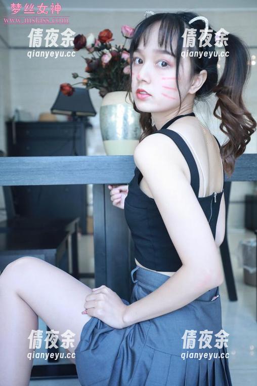 MSLASS梦丝女神 - 咳咳，琪琪的粉衣肉丝袜又线上了，图库分享还是那么迷人。