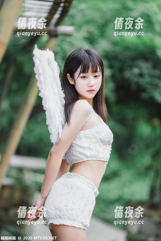 喵糖映画又来了！看麻衣学姐在这组兔女郎作品里打球吗？
