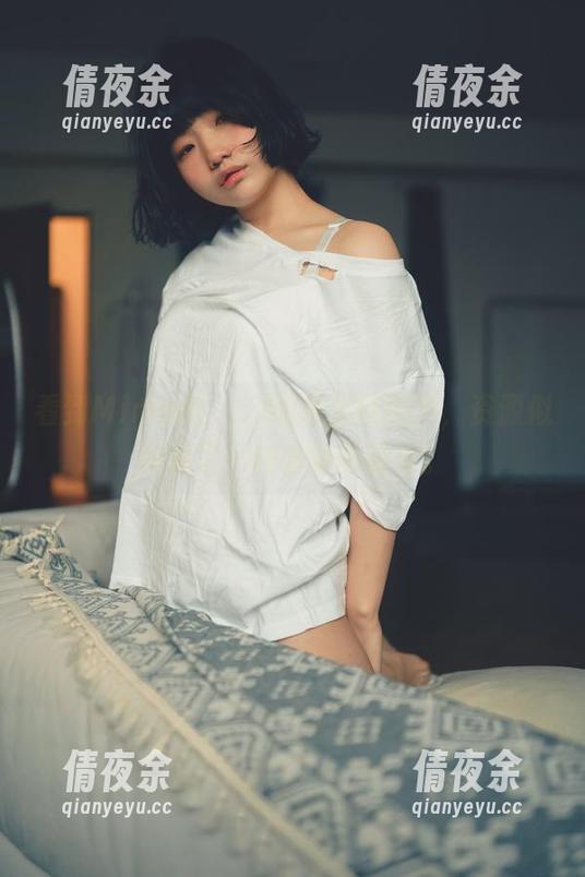 看到Mimmi(밈미)的裤里丝图片，资源似乎成了一种隐秘的语言。
