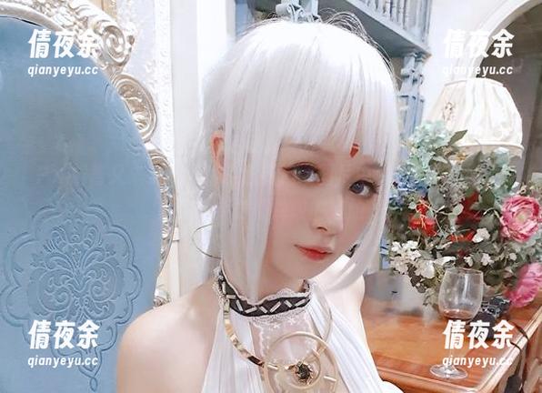 PAKI酱又来更新了！这最新运动图片中的姿势，让我想起了我小时候摔跤的尴尬。