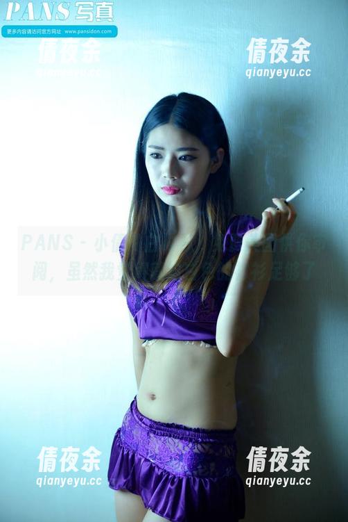 PANS - 小倩的白衬衫，免费美图供你审阅，虽然我觉得就这白色的衬衫足够了