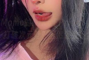 Sayo Momo的NIKKEPrivaty女仆图包——打破次元壁，居然还会吸尘？！