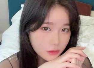 图片更新：Sira(시라)化身兔女郎，看起来好像要去开趴！