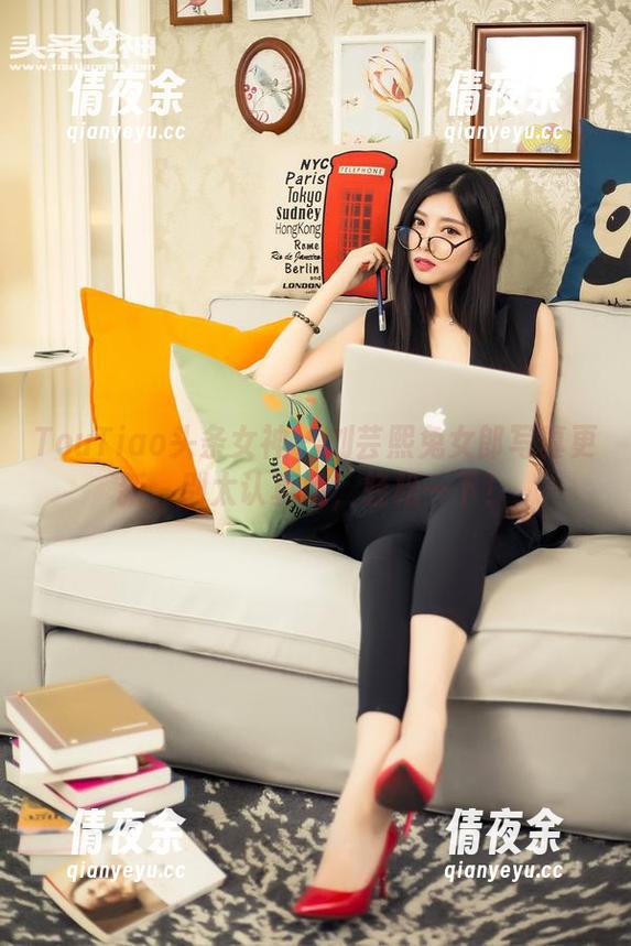 TouTiao头条女神 - 刘芸熙兔女郎写真更新，别太认真哦，轻松一下！
