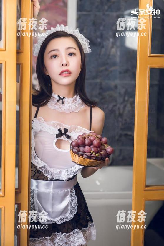 TouTiao头条女神 - 谁说兔女郎只有在晚上？跟着樊安妮的高清图库，让白天也来点兔耳风。