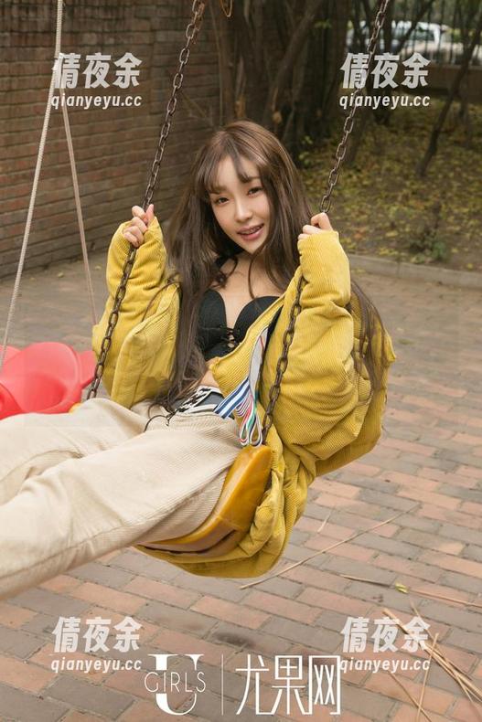 UGirls尤果网-李思宁 UGirls尤果网 - 李思宁学姐,你的福利写真果然是教科书级别的,问题是,有人帮我翻页吗?