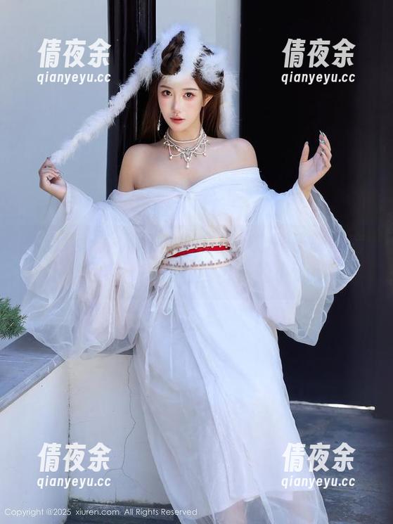 Xiuren秀人网 - 别瞧了！娜娜子呀的套装作品集，高清到暴击你的小心脏。
