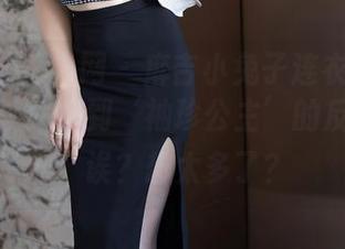 Xiuren秀人网 – 麻吉小兔子连衣裙的原图，总让我想到‘袖珍公主’的反战宣言，诶？想太多了？