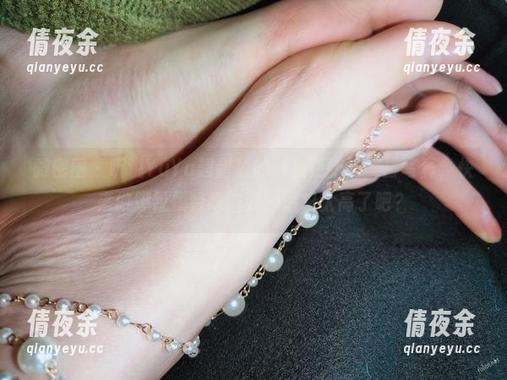 微密圈 - 听说YuYu超甜丫的网盘更新了美脚写真，快来做脚趾模特吧，我的请求太高了吧？