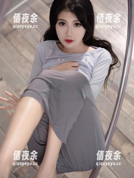 有图册，没套路！来看一米八的大梨子和大凤礼服的搭配，免费添点料！