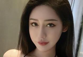 微密圈 – 这不爱笑的赛琳的私拍资源，难道纯白真那么好出圈？