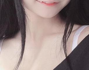 看过佳佳酱ovo的白丝私拍吗？我的眼睛快被美晃瞎了！