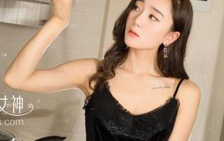 克拉女神 – 佳莹的最新美足图册，足底风景就此展开！