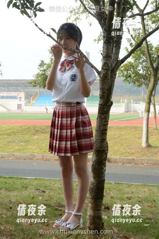 初夏女神 - 麻烦大了！双双你要选边站吗？丸子vs小玉写真印记