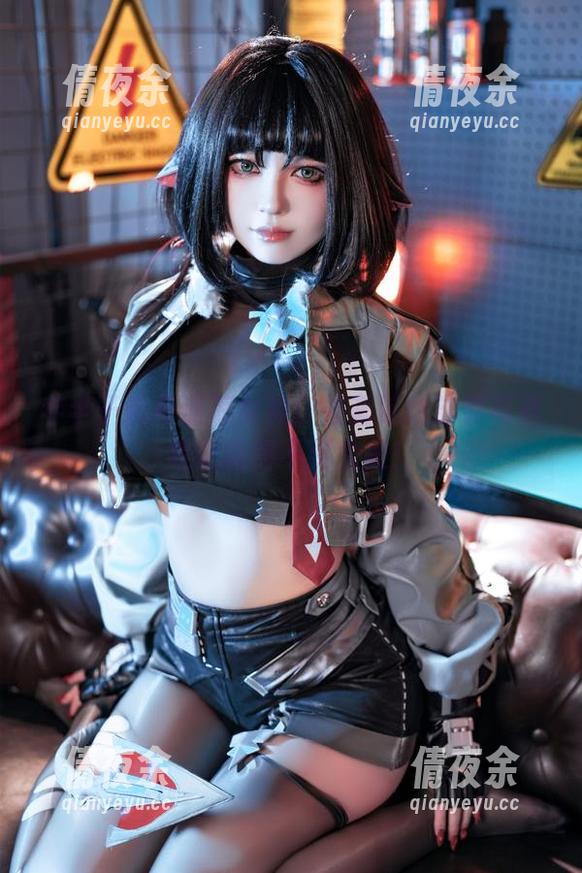 半半子化身清凉女神！碧蓝航线泳装写真集更新得不要太美！