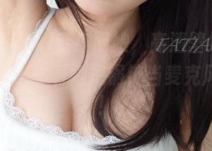 发条少女yoki变身厨娘，高清壁纸堪比新奇的漫画——看她把锅铲当麦克风的样子！