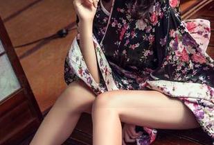 头条女神 – 照片只是一瞬，玄子的圣诞写真想象能做一整个冬季的梦！