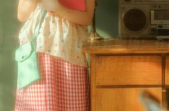 双人校服-幼水铃衣发布会现场：在图库里，学霸和二货如何搭配！