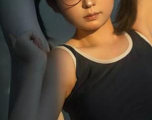 咱这儿有免费下载哦，幼水铃衣的温泉体操服好奇怪好躁动。