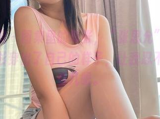 微密圈 – 图集里的每张，“张思允”都把白衬衫穿出了自己的样子，让我忍不住多看几眼。