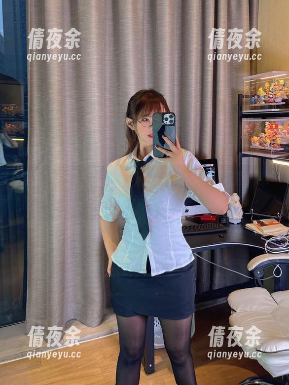 微密圈 - 一件张思允的连衣裙，私房精致的可能不止衣服