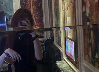 微密圈 – 提袜少女带你云端走心——成绩优秀的微信朋友圈图集！