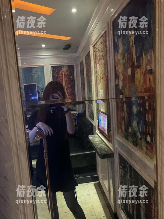 微密圈 - 提袜少女带你云端走心——成绩优秀的微信朋友圈图集！