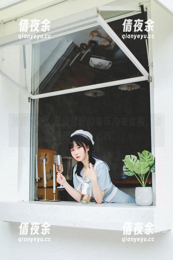 资源更新：是依酱呀的绑带内衣套图，清新又有种小心机。