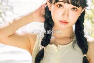 私房里，桃墨公子的白丝其实是魔法！