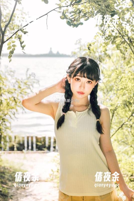 私房里，桃墨公子的白丝其实是魔法！