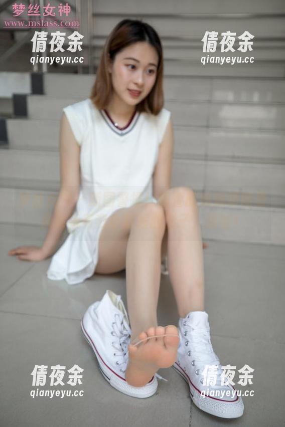 梦丝女神 - 新图警报！香萱的妹妹原图里竟然藏着我小时候的影子，哈哈！