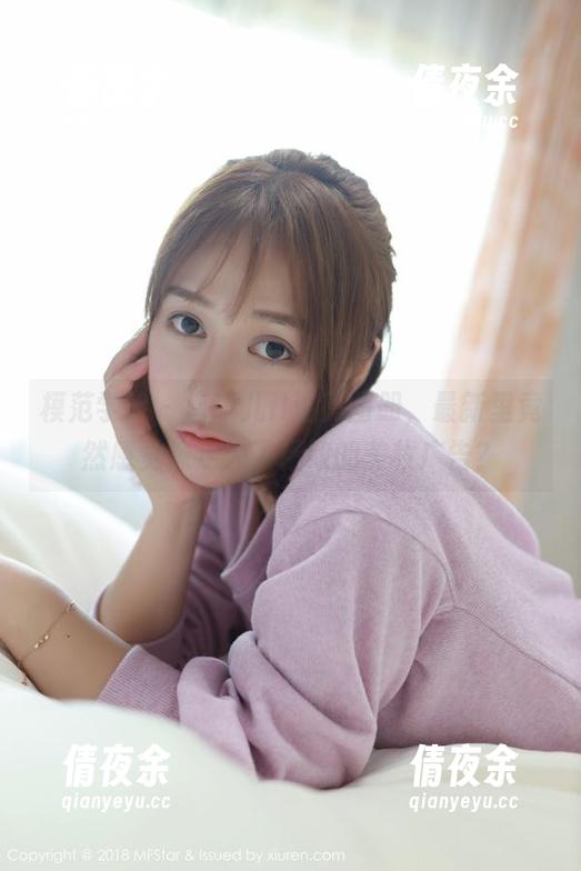 模范学院 - 唐琪儿il油亮图册，最新里竟然感觉像走入了精致的美妆广告？