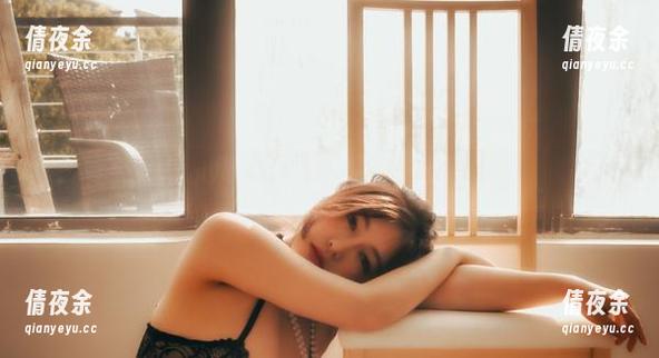 樱晚gigiyay！连衣裙、cos和那点儿模糊的浪漫...