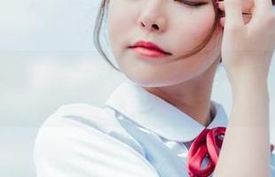 波萝社 – 柳侑绮Sevenbaby的办公室设定，竟免费送你最in作品？