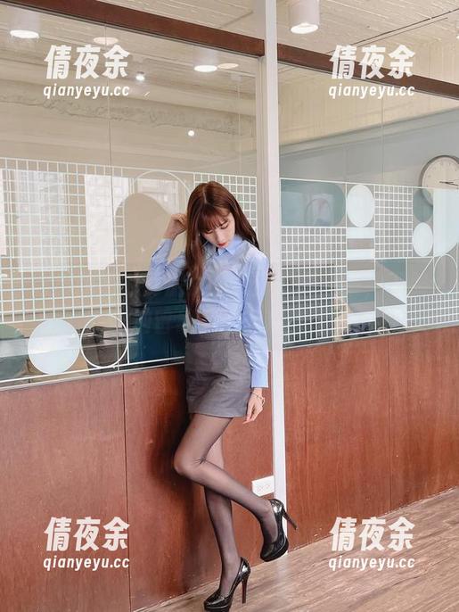 超出预期的泥泥汝，和服写真全集，干脆别留线索给旁观者。