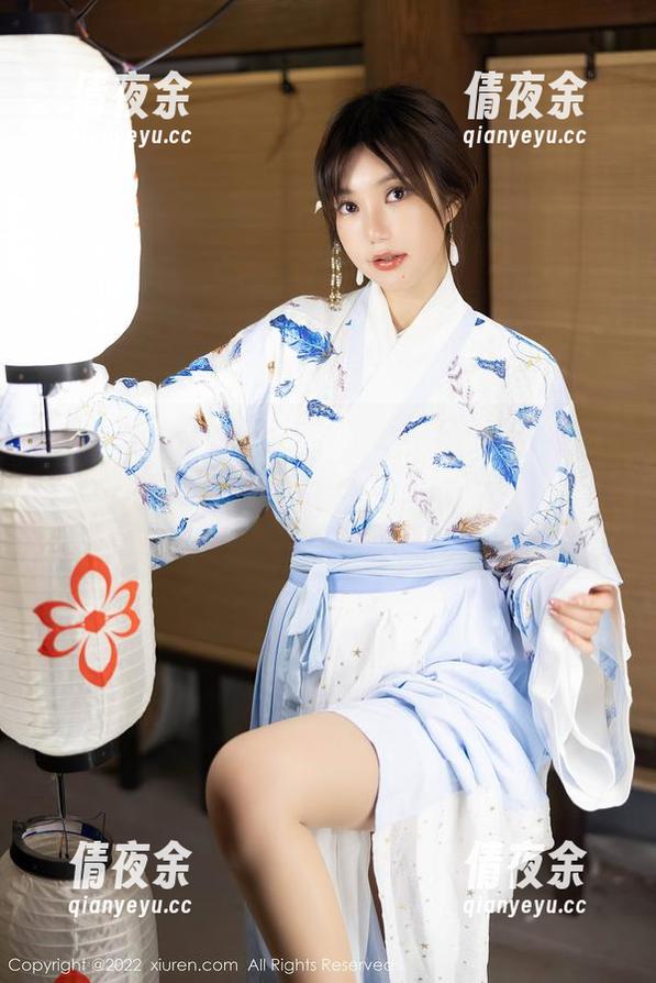 秀人网 - Candy糖糖的内衣秀，来吧！别害羞，下载这套图，给你点当年的勇气！