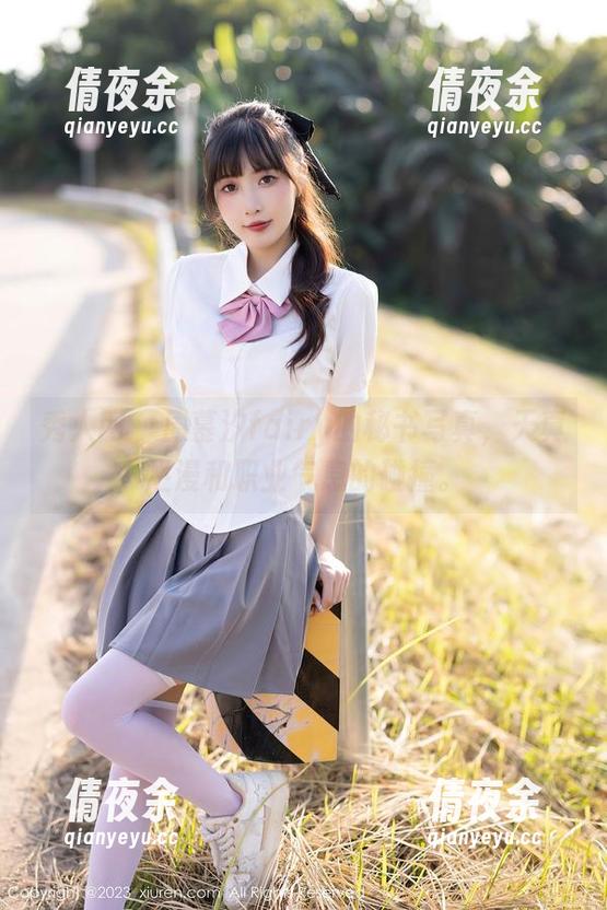 秀人网 - 周慕汐fairy的秘书写真，天真烂漫和职业气息的碰撞。