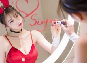 秀人网 – 抖娘利世在线：女友的美图，你绝对想拿去给别人看！