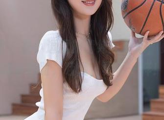 秀人网 – 是小逗逗的清纯写真集，更新你的小心脏，哇哦，真不一样！
