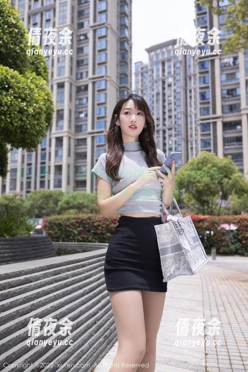 秀人网 - 王馨瑶Yanni的写真：想问问，你的秘书会不会撩老板？