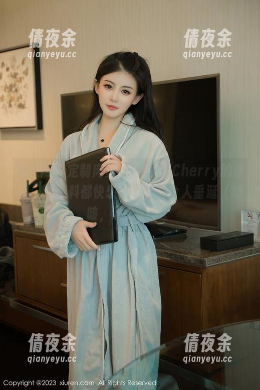 秀人网 - 定制肉丝：绯月樱-Cherry的作品，连调料都快想好了，真令人垂涎（咳咳，误会了）。
