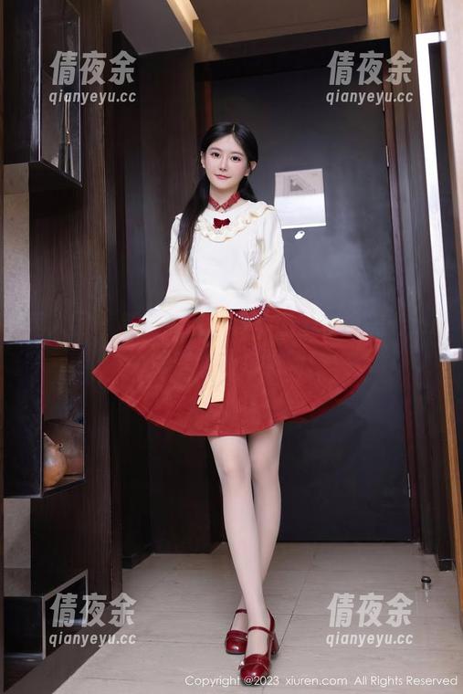 秀人网 - 跃跃欲试，小心脏都在等美七mia的肉丝图包更新！