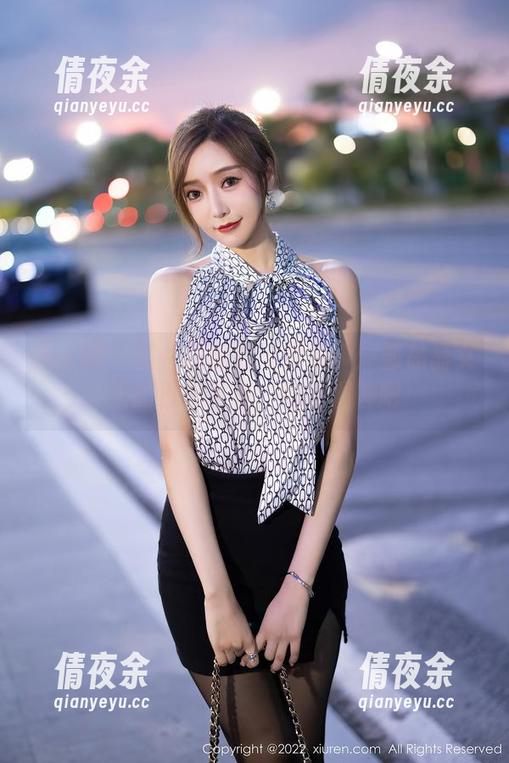 秀人网 - 图片里的双马尾故事：邹晶晶女王的日常更新，随便聊聊吧