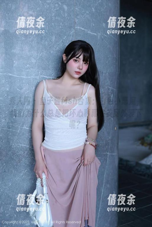 秀人网 - 鱼子酱fish合集：白色小恶魔，我们为什么总是把坏心事藏在美丽外表下呢？
